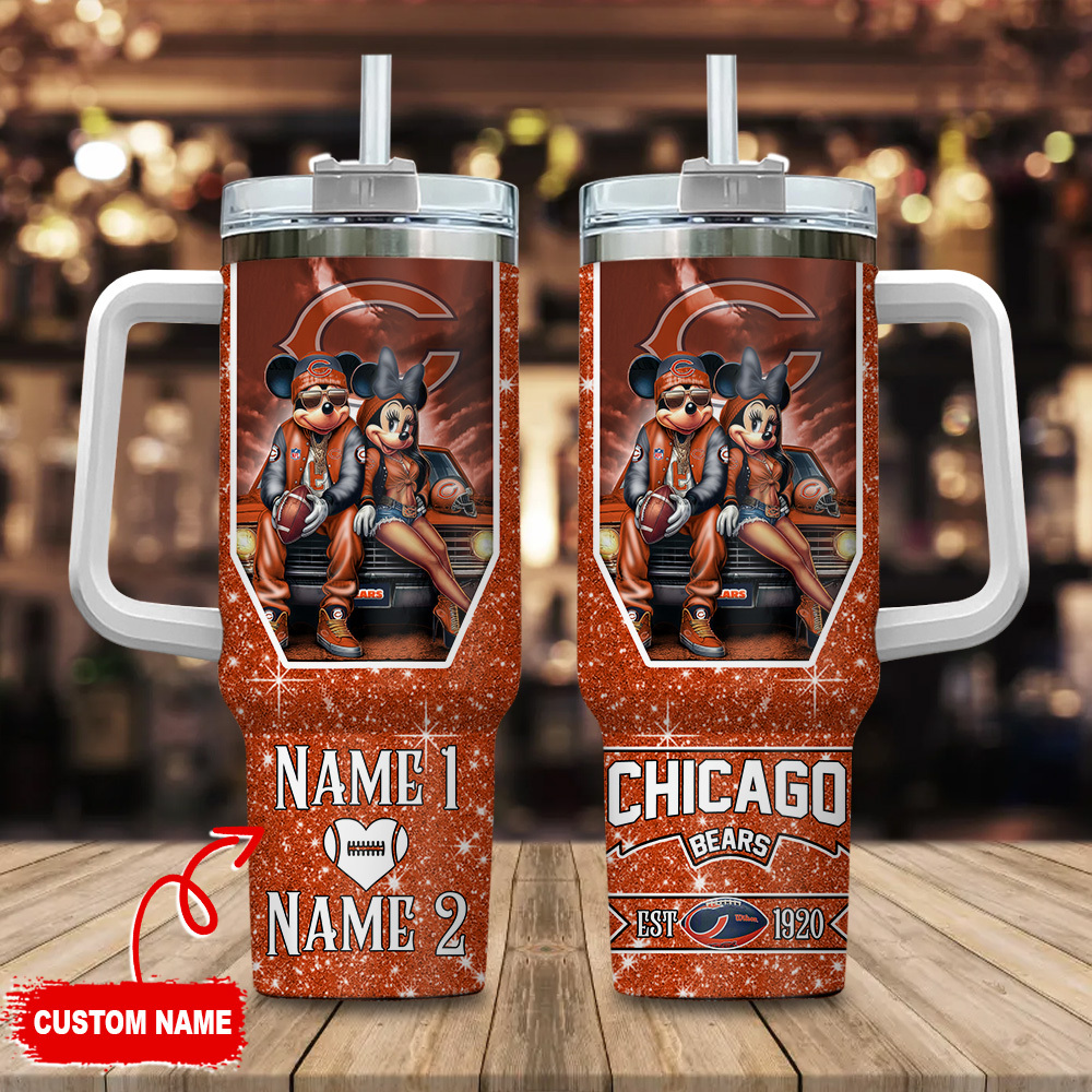 Chicago Bears NFL Mickey And Minnie Couple Custom Stanley Quencher 40oz Stainless Steel Tumbler With Handle