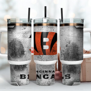 Cincinnati Bengals NFL Fingerprint Effect Custom Stanley Quencher 40oz Stainless Steel Tumbler With Handle