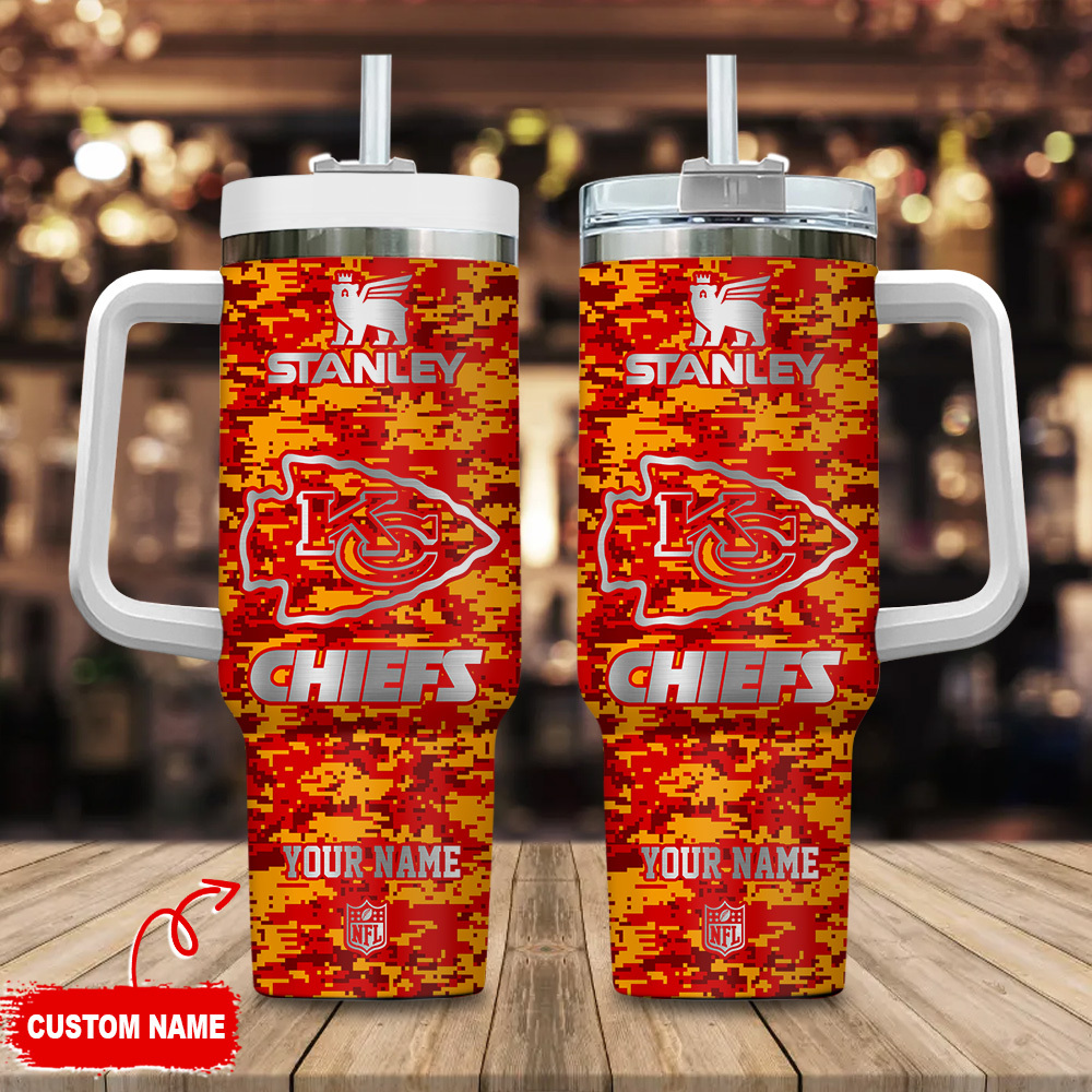 Kansas City Chiefs NFL Camouflage Silver Logo Custom Stanley Quencher 40oz Stainless Steel Tumbler With Handle