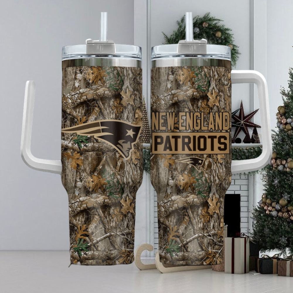 New England Patriots NFL Custom Stanley Quencher 40oz Stainless Steel Tumbler With Handle