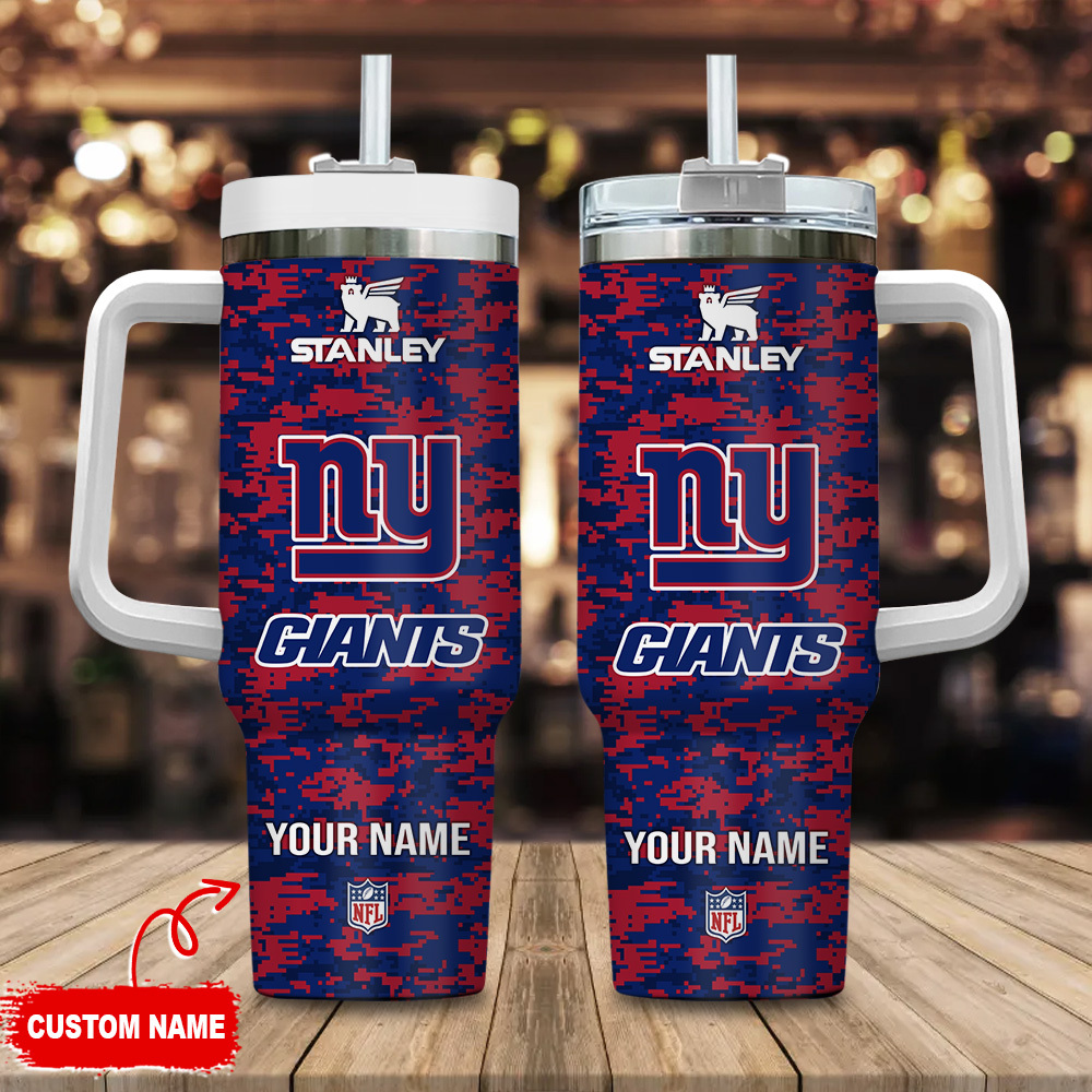 New York Giants NFL Camouflage Custom Stanley Quencher 40oz Stainless Steel Tumbler With Handle