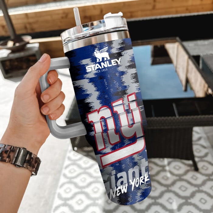 New York Giants NFL Custom Stanley Quencher 40oz Stainless Steel Tumbler With Handle