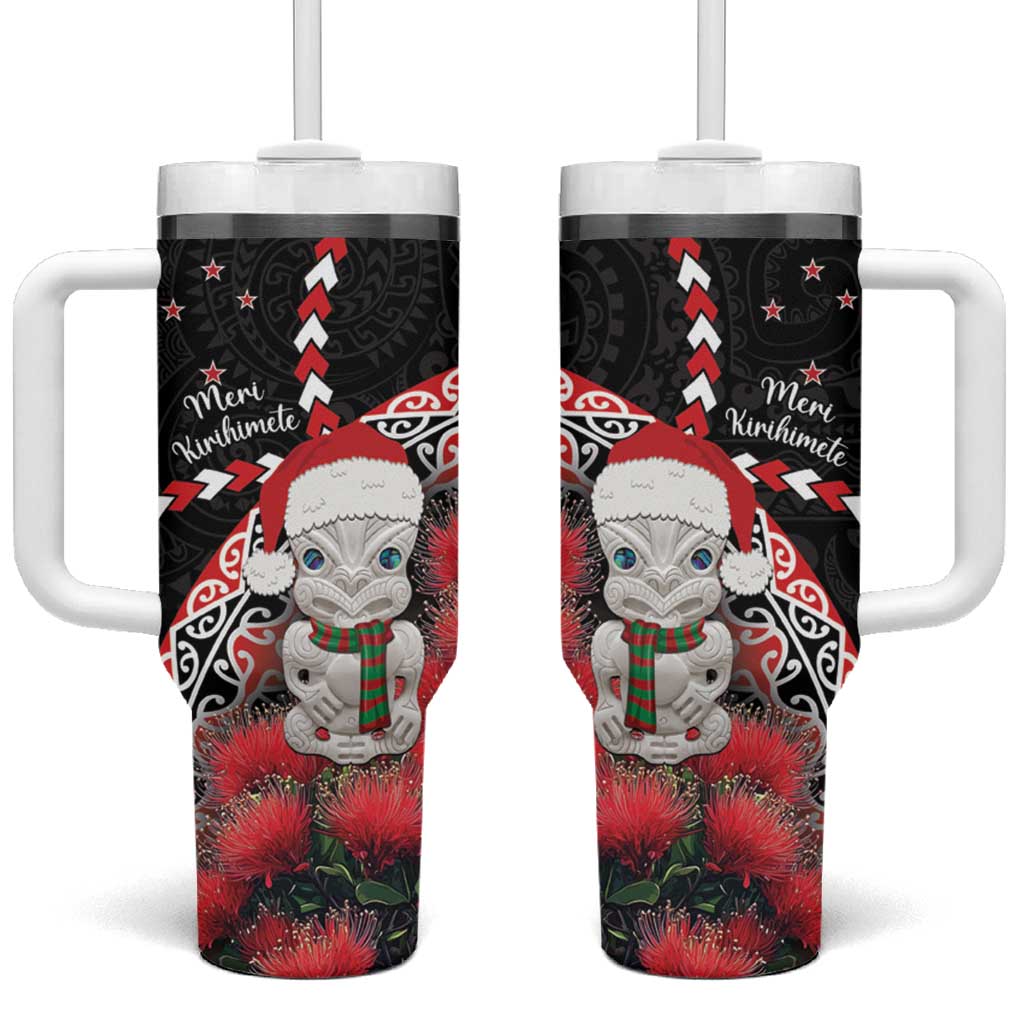 New Zealand Christmas Meri Kirihimete Santa Hei Tiki Pohutukawa Custom Stanley Quencher 40oz Stainless Steel Tumbler With Handle