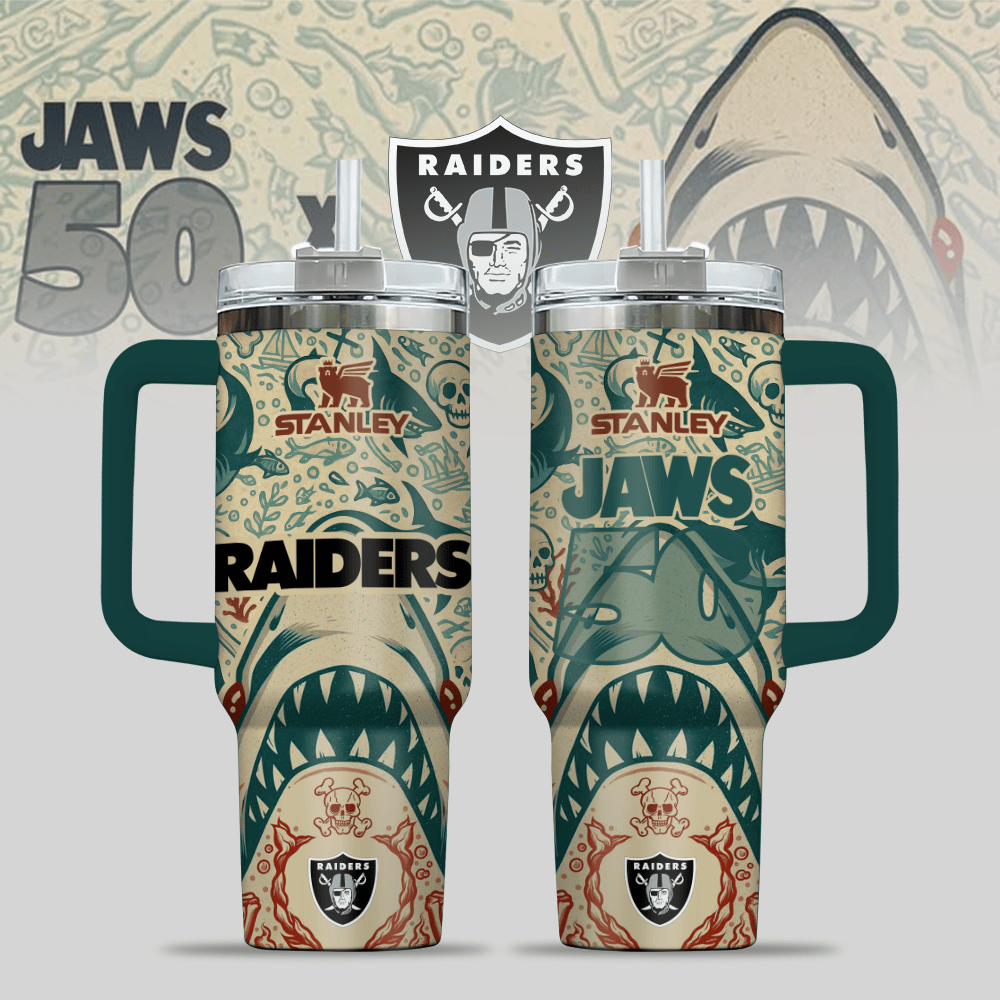 New York Giants NFL x JAWS Custom Stanley Quencher 40oz Stainless Steel Tumbler With Handle