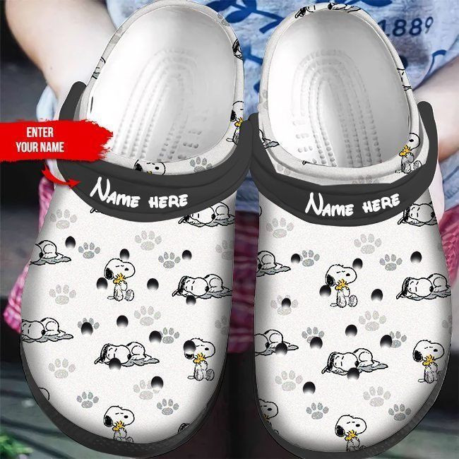 Merchidea Custom Name Snoopy Icon White Clogs Shoes