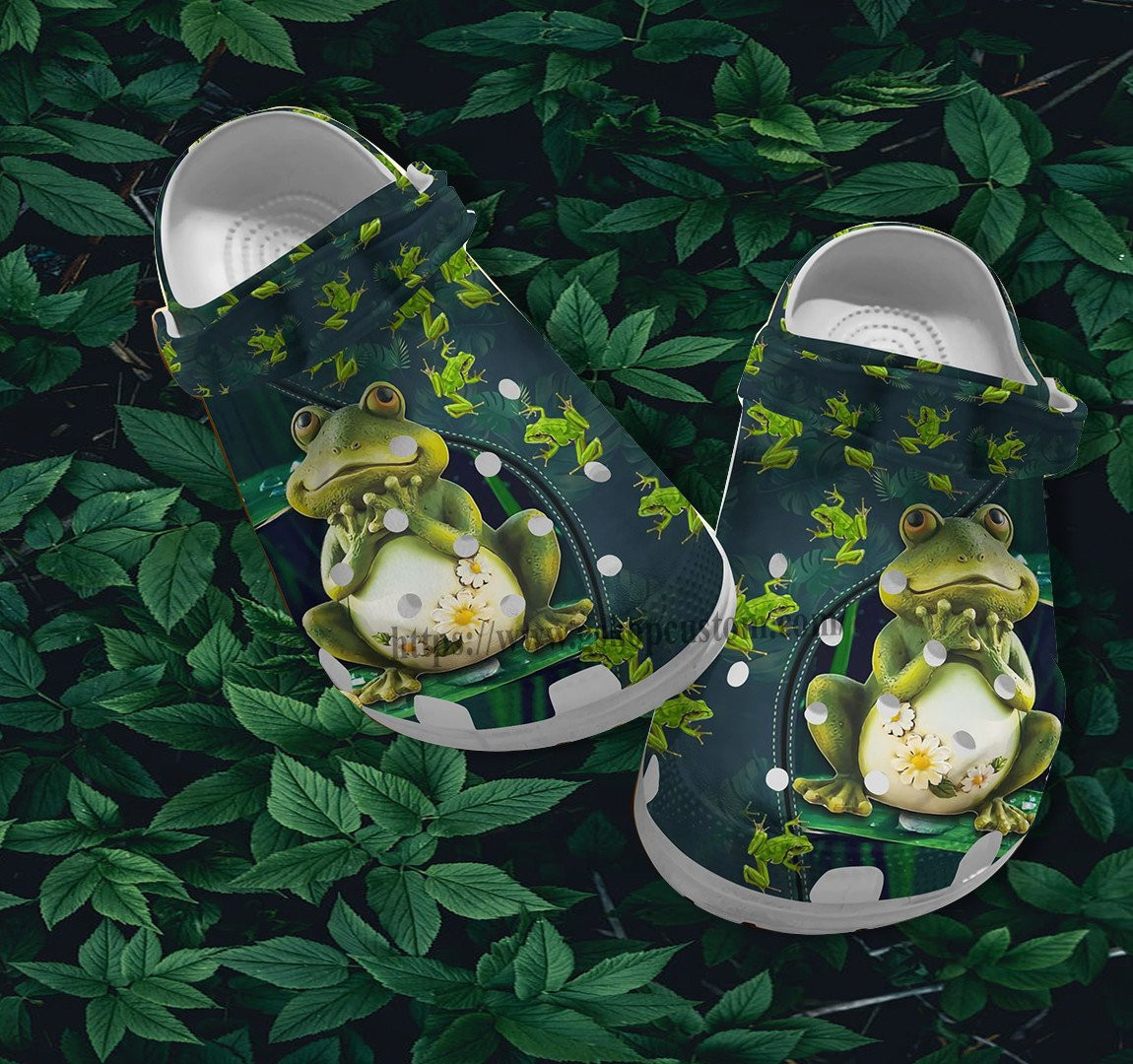 Merchidea Frog Queen Lovely Croc Shoes Gift Grandaughter- Frog Girl Lover Shoes Croc Clogs Gift Besties