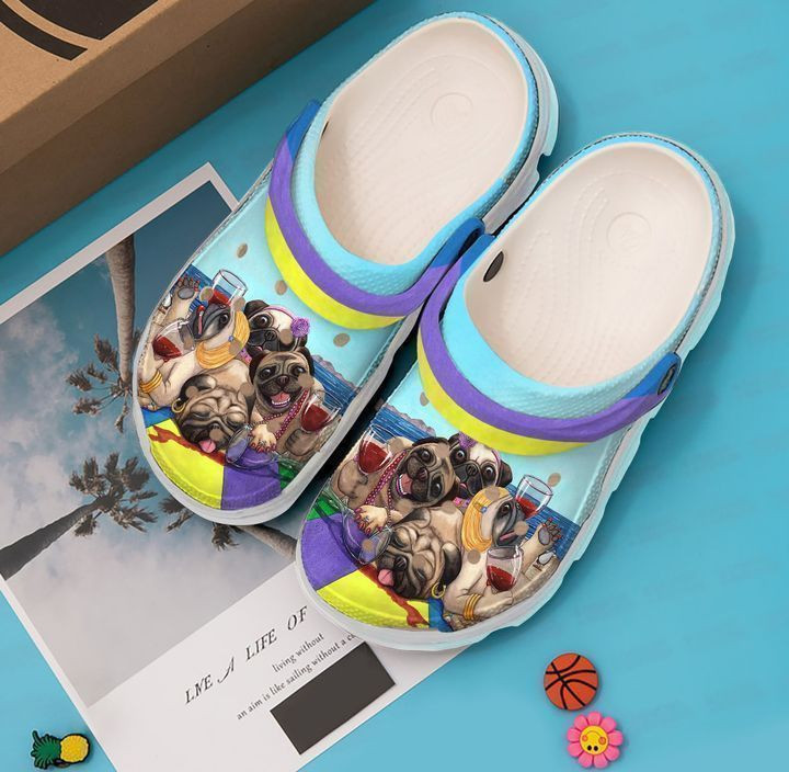 Merchidea Pug Pugs On The Beach Classic Clogs Shoes